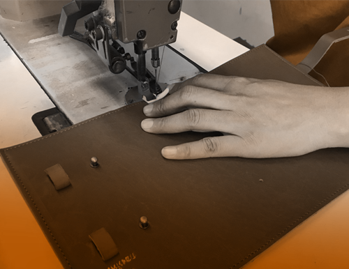 งานเย็บโดยช่างผู้ชำนาญ